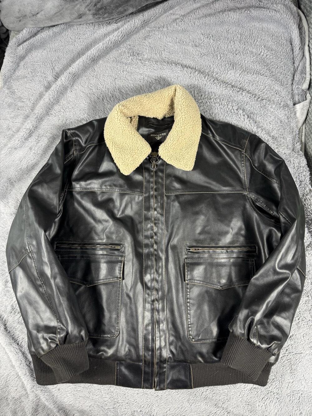 Dockers Jacket Mens 2XL Black Faux Leather Sherpa Collar Fleece Full Zip Bomber